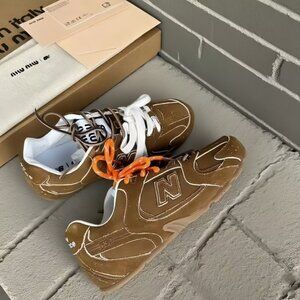 New Balance x MIU MIU Miu Miu NB 530 SL - Lace-up round toe, durable,
